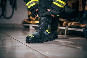 Bota de incêndio para bombeiros: como escolher a sua?
